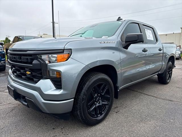 2024 Chevrolet Silverado 1500 2WD Crew Cab Short Bed Custom