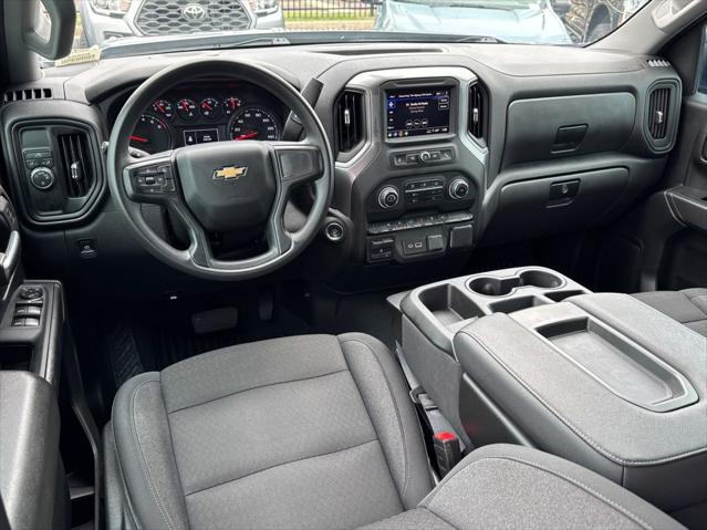 2024 Chevrolet Silverado 1500 2WD Crew Cab Short Bed Custom