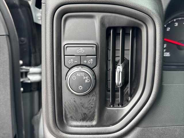 2024 Chevrolet Silverado 1500 2WD Crew Cab Short Bed Custom