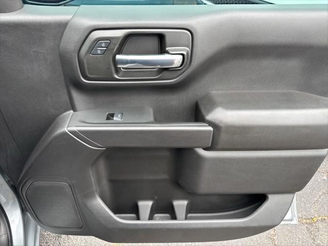 2024 Chevrolet Silverado 1500 2WD Crew Cab Short Bed Custom