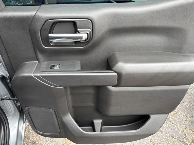 2024 Chevrolet Silverado 1500 2WD Crew Cab Short Bed Custom