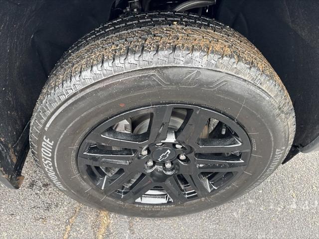 2024 Chevrolet Silverado 1500 2WD Crew Cab Short Bed Custom