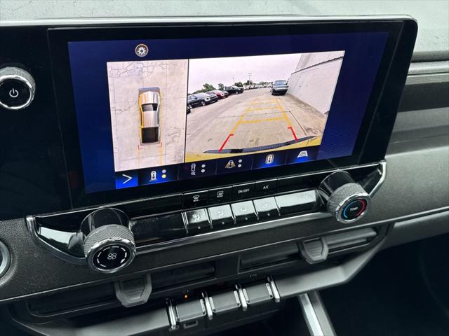 2023 Chevrolet Colorado 4WD Crew Cab Short Box Trail Boss