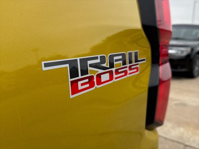 2023 Chevrolet Colorado 4WD Crew Cab Short Box Trail Boss