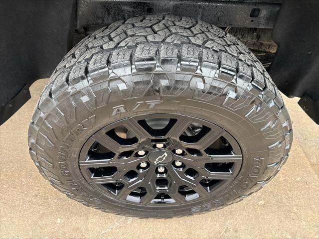 2023 Chevrolet Colorado 4WD Crew Cab Short Box Trail Boss