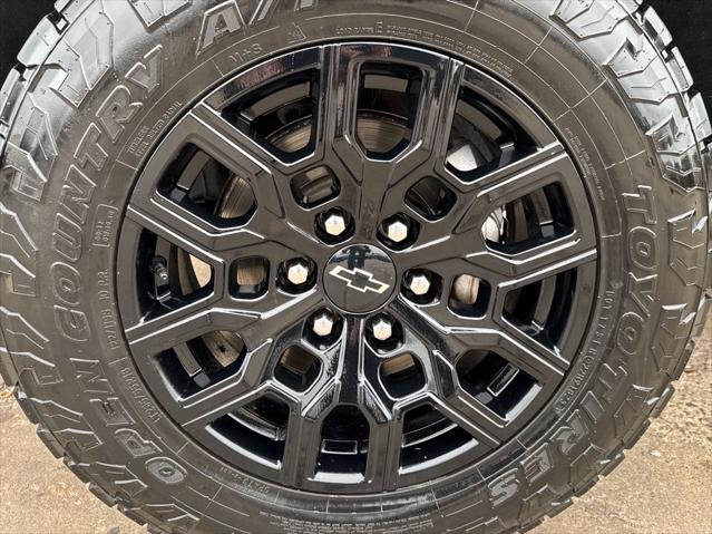 2023 Chevrolet Colorado 4WD Crew Cab Short Box Trail Boss