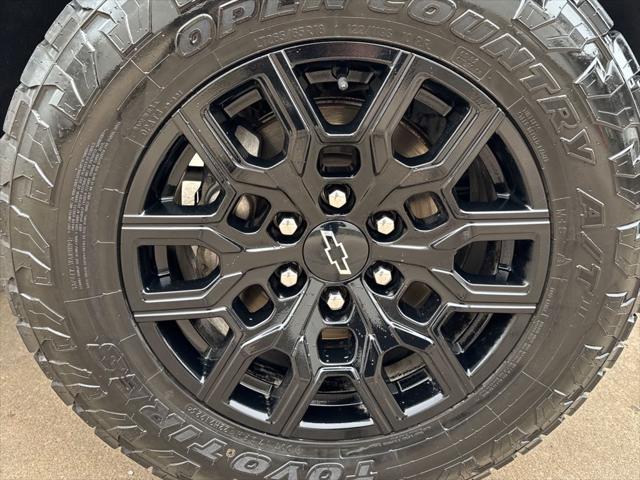 2023 Chevrolet Colorado 4WD Crew Cab Short Box Trail Boss