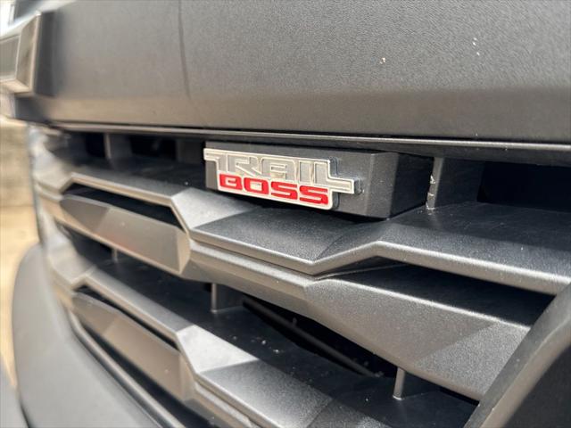 2023 Chevrolet Colorado 4WD Crew Cab Short Box Trail Boss