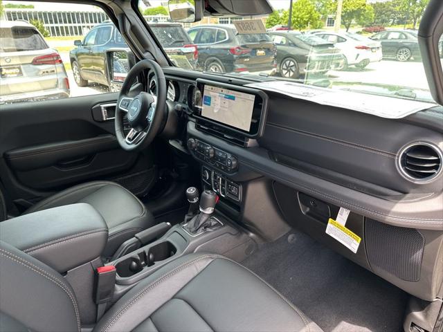 2026 Jeep Wrangler 4-Door Sahara 4x4