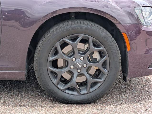 2021 Chrysler 300 Touring AWD