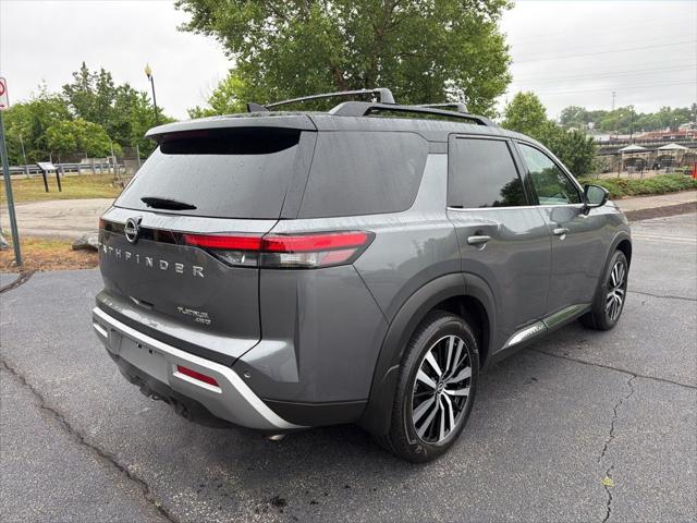2024 Nissan Pathfinder Platinum 4WD