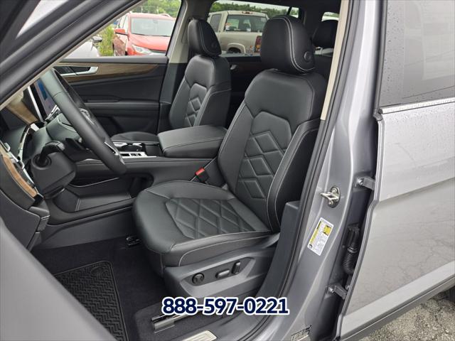2026 Volkswagen Atlas SE with Technology