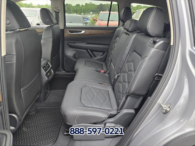 2026 Volkswagen Atlas SE with Technology
