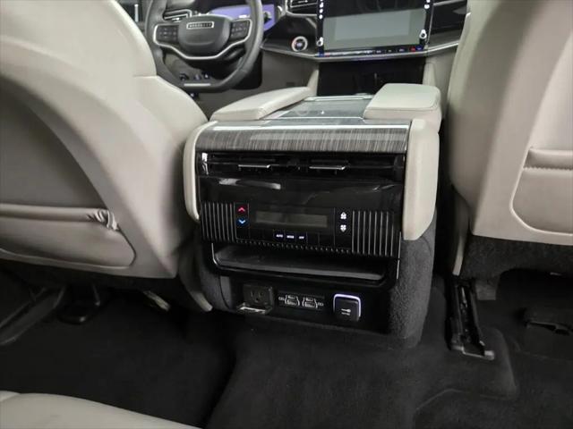 2022 Jeep Wagoneer Series II 4x2