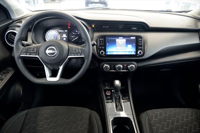 2023 Nissan Kicks SV Xtronic CVT