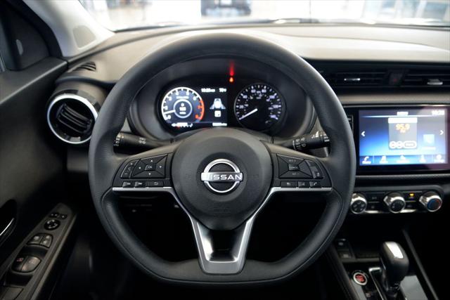 2023 Nissan Kicks SV Xtronic CVT