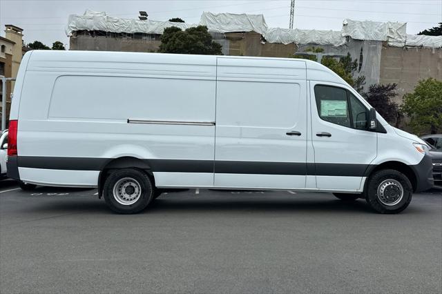 2026 Mercedes-Benz Sprinter 3500XD High Roof 4-Cyl Diesel HO