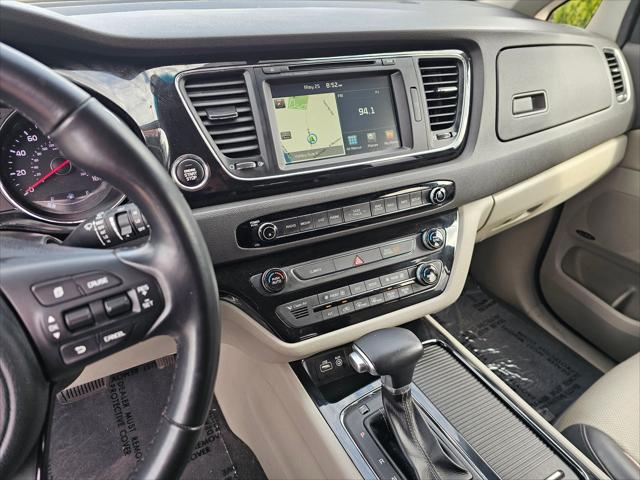 2018 Kia Sedona SX