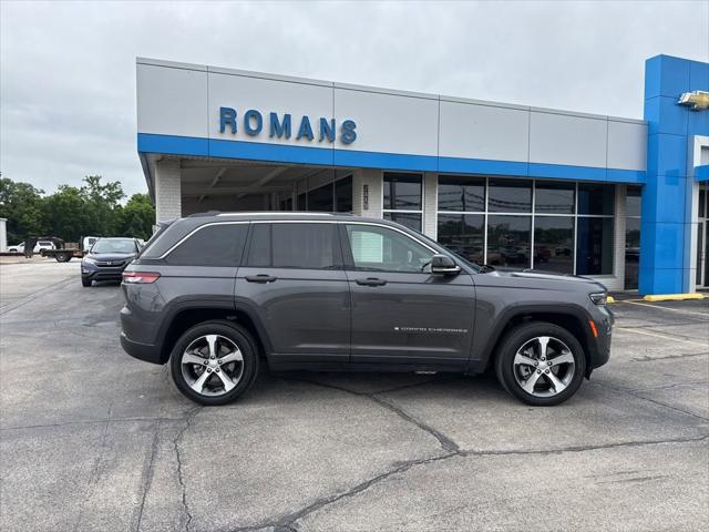 2024 Jeep Grand Cherokee Unknown