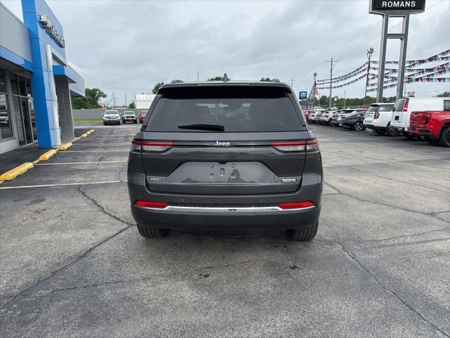 2024 Jeep Grand Cherokee Unknown