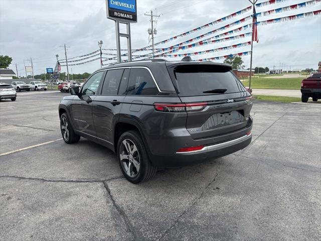 2024 Jeep Grand Cherokee Unknown