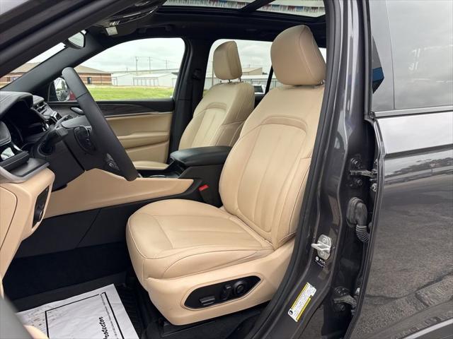 2024 Jeep Grand Cherokee Unknown