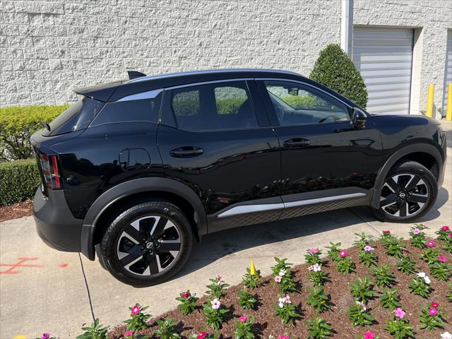 2025 Nissan Kicks SR FWD