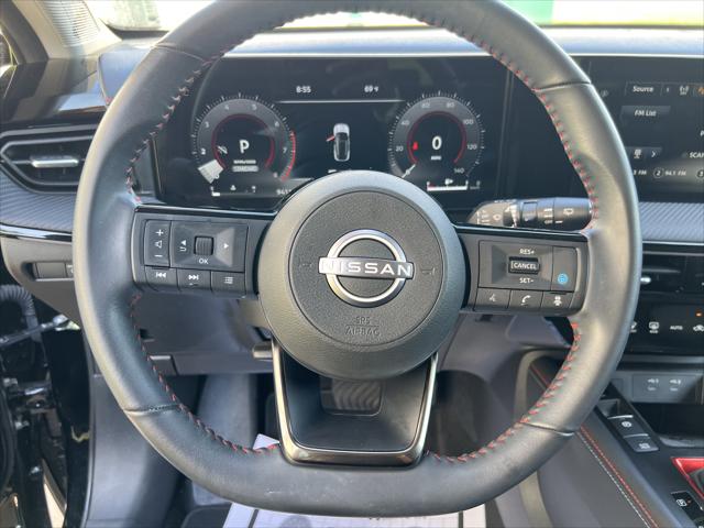 2025 Nissan Kicks SR FWD