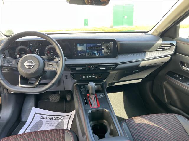 2025 Nissan Kicks SR FWD