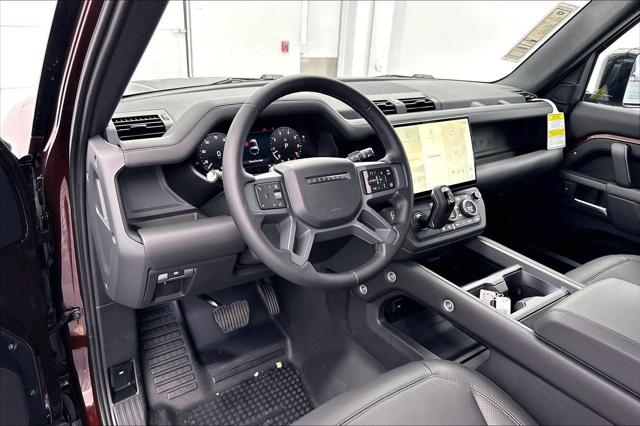 2026 Land Rover Defender 90 X-Dynamic SE