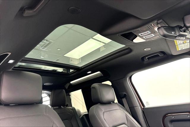 2026 Land Rover Defender 90 X-Dynamic SE