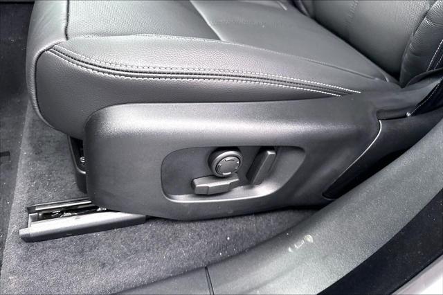 2026 Land Rover Range Rover Velar Belgravia Edition Satin