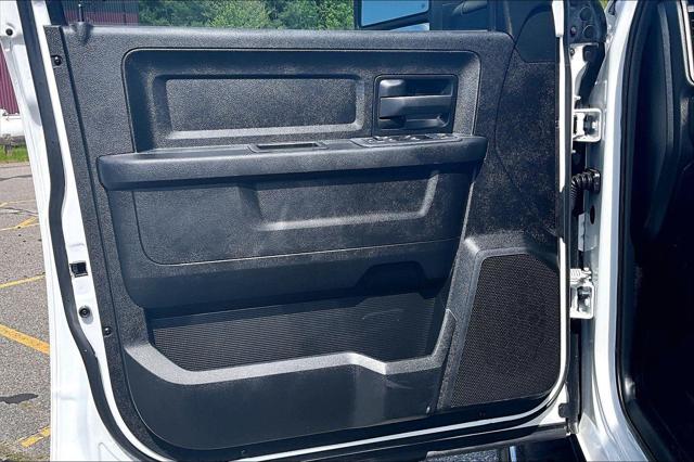 2025 Ram 2500 Tradesman Crew Cab 4x4 6'4" Box