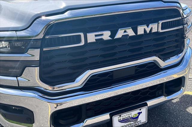 2025 Ram 2500 Tradesman Crew Cab 4x4 6'4" Box