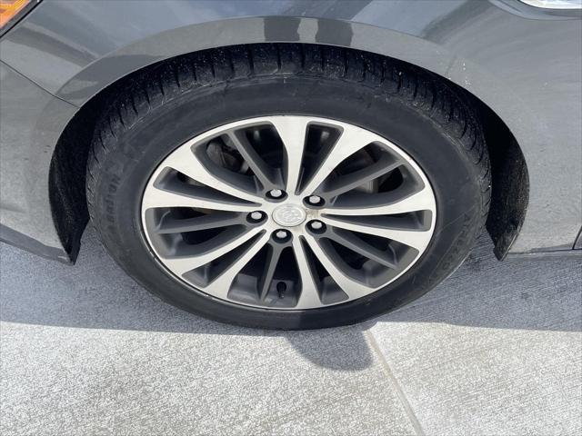2017 Buick LaCrosse Premium