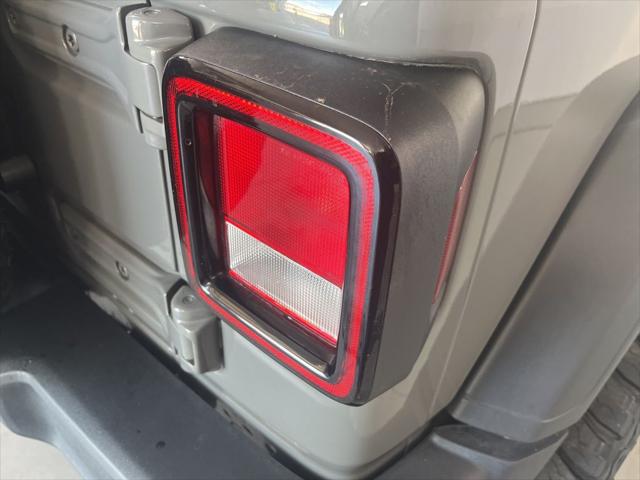 2023 Jeep Wrangler 4-Door Sport 4x4