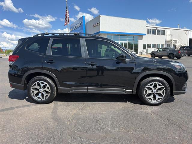 2022 Subaru Forester Premium