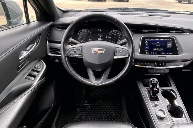 2023 Cadillac XT4 AWD Premium Luxury