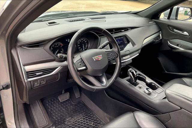 2023 Cadillac XT4 AWD Premium Luxury