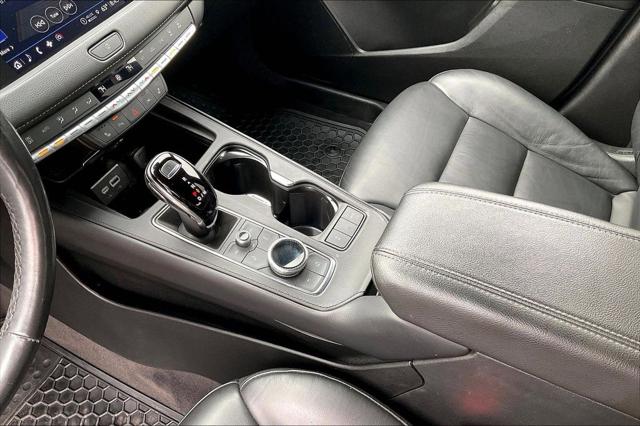2023 Cadillac XT4 AWD Premium Luxury