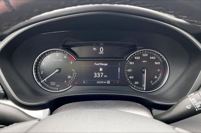 2023 Cadillac XT4 AWD Premium Luxury