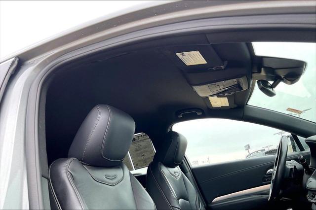 2023 Cadillac XT4 AWD Premium Luxury