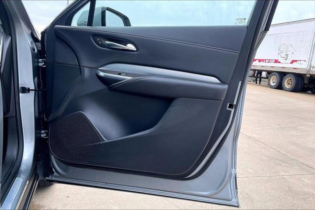2023 Cadillac XT4 AWD Premium Luxury
