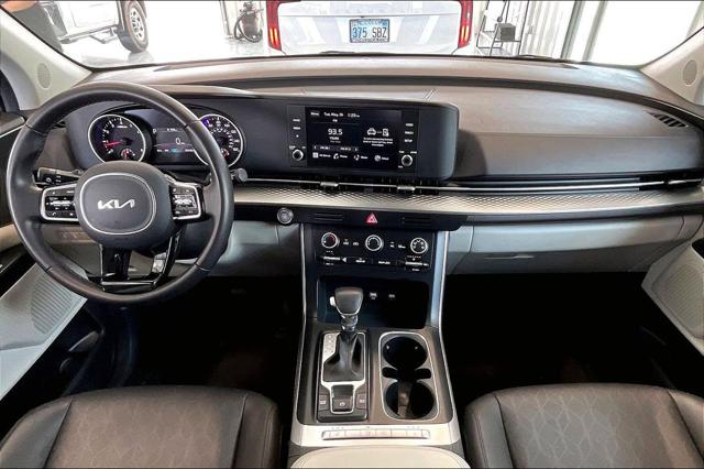 2024 Kia Carnival MPV LX Seat Package
