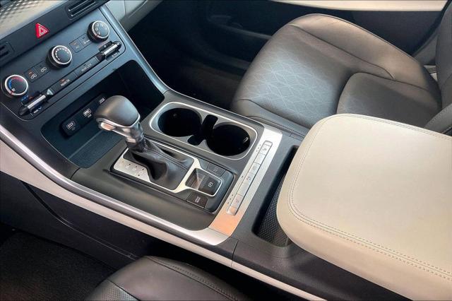 2024 Kia Carnival MPV LX Seat Package