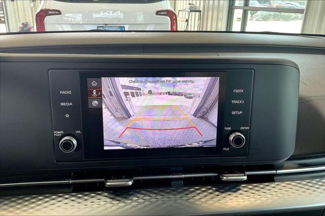 2024 Kia Carnival MPV LX Seat Package