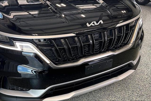 2024 Kia Carnival MPV LX Seat Package