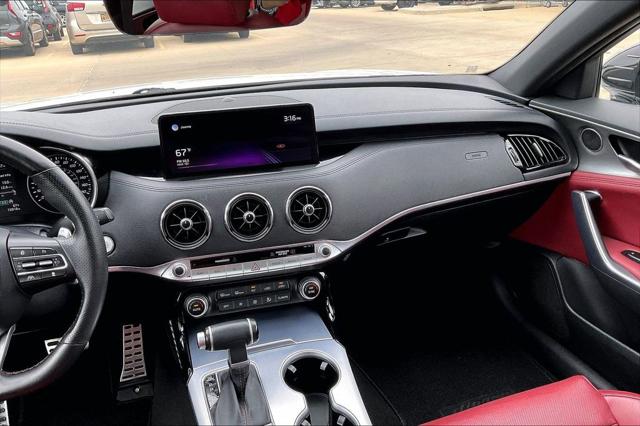 2022 Kia Stinger GT1