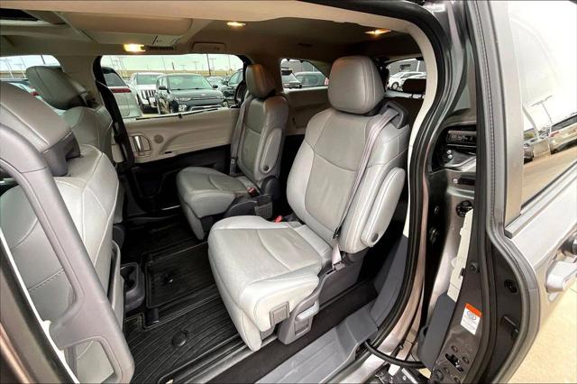2021 Toyota Sienna Limited