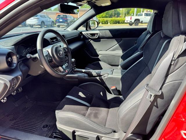 2024 Toyota GR86 Premium